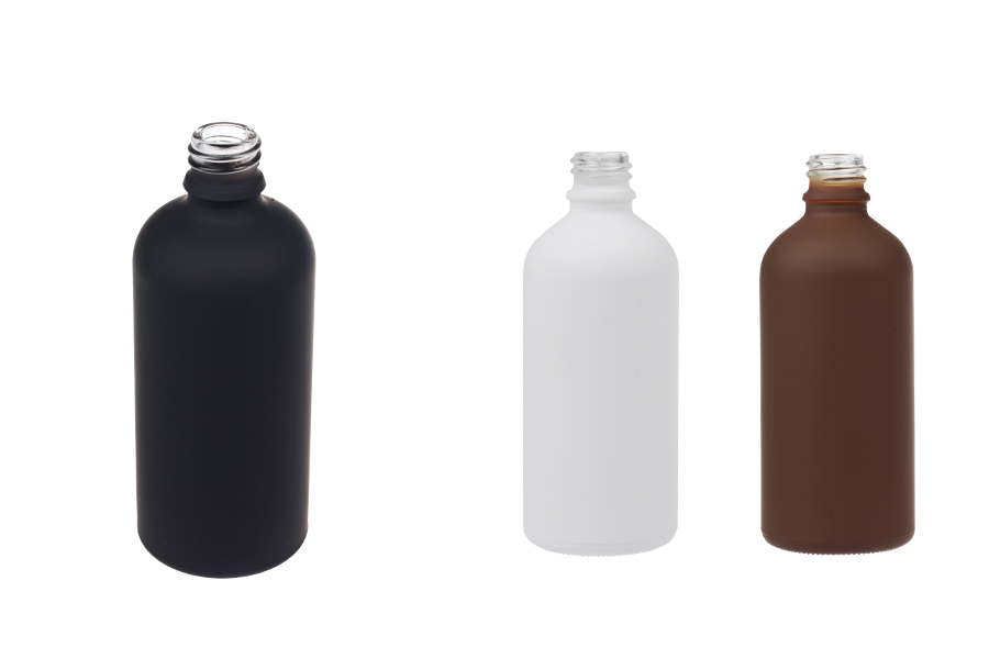 Flacone in vetro da 100 ml per oli essenziali con beccuccio PP18 in vari colori di gomma Flacone in vetro da 100 ml per oli essenziali con beccuccio PP18 in vari colori di gomma-immagine_prodotto