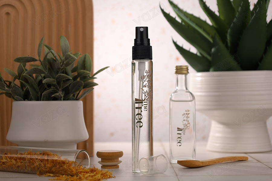 Σωλήνας γυάλινος 50 ml με μαύρο πλαστικό σπρέι για ψεκασμό Σωλήνας γυάλινος 50 ml με μαύρο πλαστικό σπρέι για ψεκασμό-εικόνα_σύνθεση