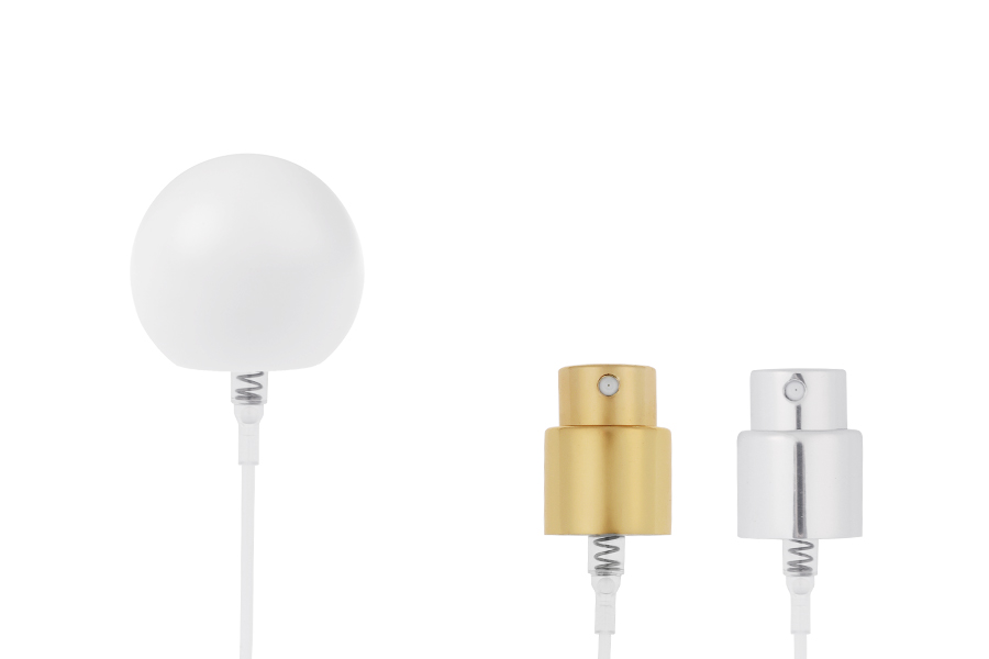 Set – Aluminium-Sprühflasche und weiße Kugelkappe (groß) für Flaschen mit 15/400-Auslauf Set – Aluminium-Sprühflasche und weiße Kugelkappe (groß) für Flaschen mit 15/400-Auslauf-produktbild