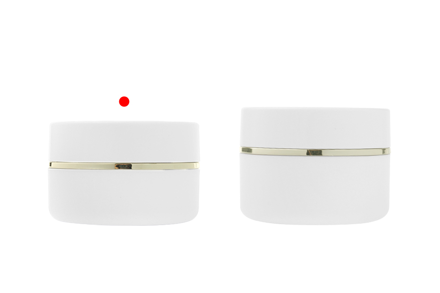 Kavanoz plastik (PP) 30 ml për krem në ngjyrë të bardhë MAT me kapak të bardhë MAT, lugë dhe guarnicion plastik-imazh_grup