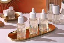 Πλαστικό (PETG) διάφανο μπουκαλάκι 30 ml σε τετράγωνο σχήμα με λευκό σταγονόμετρο-εικόνα_σύνθεση