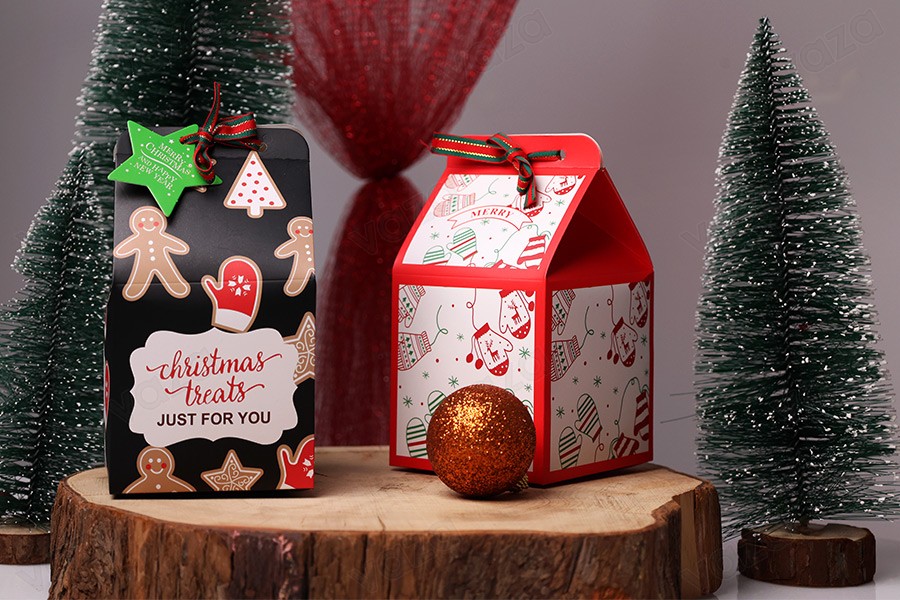 Christmas paper box 90x90x155mm with ribbon and greeting card/tag - 10 pcs Christmas paper box 90x90x155mm with ribbon and greeting card/tag - 10 pcs-bildgruppe