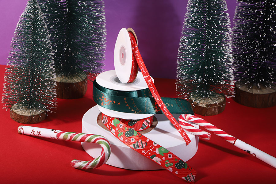 Χριστουγεννιάτικη κορδέλα 25mm x 22,86 m, διαθέσιμη σε κόκκινο και πράσινο χρώμα Χριστουγεννιάτικη κορδέλα 25mm x 22,86 m, διαθέσιμη σε κόκκινο και πράσινο χρώμα-εικόνα_σύνθεση