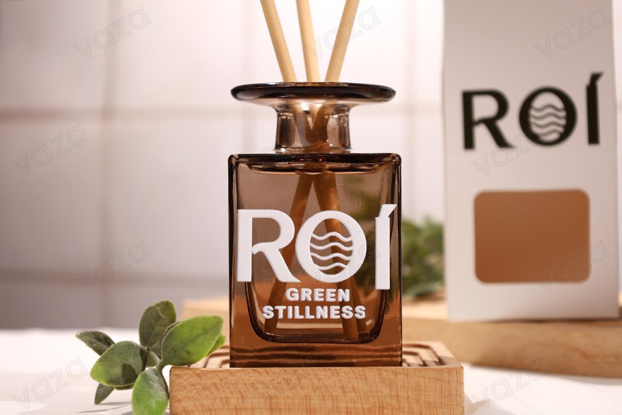 Flacon en verre 150 ml de couleur ambre pour diffuseur à roseaux-photo_groupe