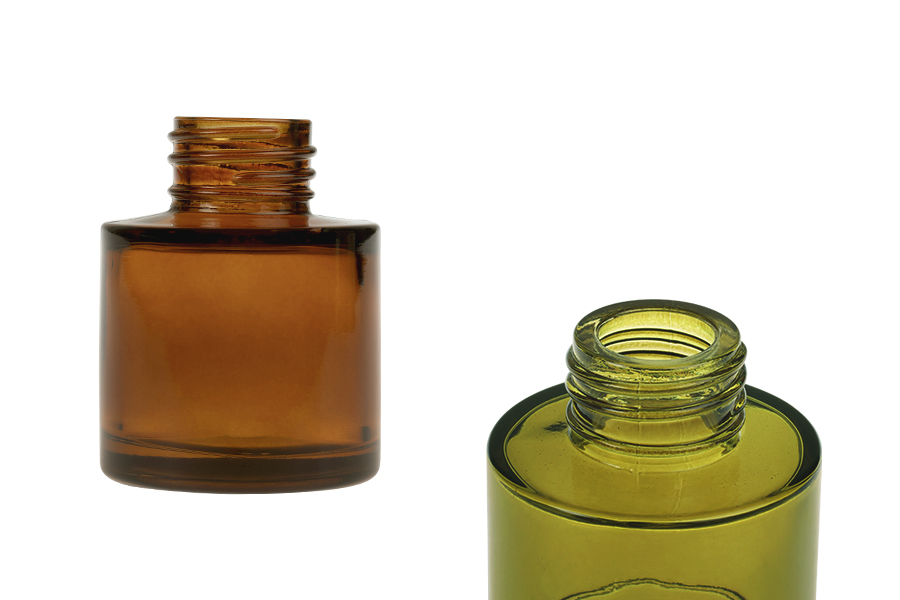Shishe qelqi cilindrike 50 ml me ngjyrë karamel ose ulliri e përshtatshme për aromatizues ambienti Shishe qelqi cilindrike 50 ml me ngjyrë karamel ose ulliri e përshtatshme për aromatizues ambienti -imazh_produkt