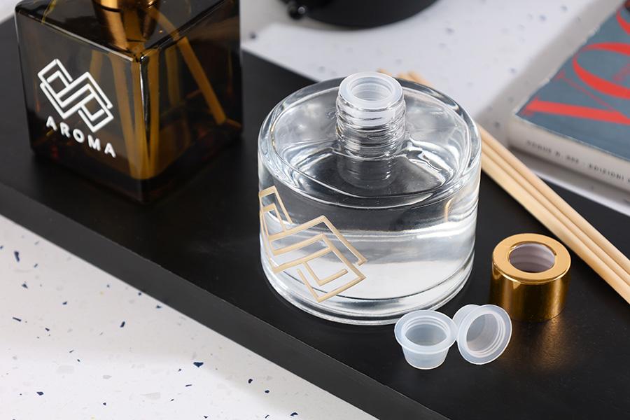 Bouchon pour désodorisant (PP28) Bouchon pour désodorisant (PP28)-photo_groupe