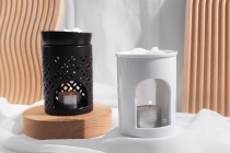 Κεραμικός αρωματιστής χώρου για wax melts και έλαια σε μαύρο χρώμα Κεραμικός αρωματιστής χώρου για wax melts και έλαια σε μαύρο χρώμα