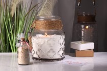 Γυάλινο μπουκαλάκι με μεταλλικό χερούλι και κωνικό φελλό 100ml-εικόνα_σύνθεση
