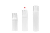Flacon en plastique PET blanc de 150 ml avec pompe en mousse blanche et bouchon-photo_groupe
