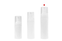 Flacon en plastique PET blanc de 200 ml avec pompe et bouchon en mousse blanche-photo_groupe