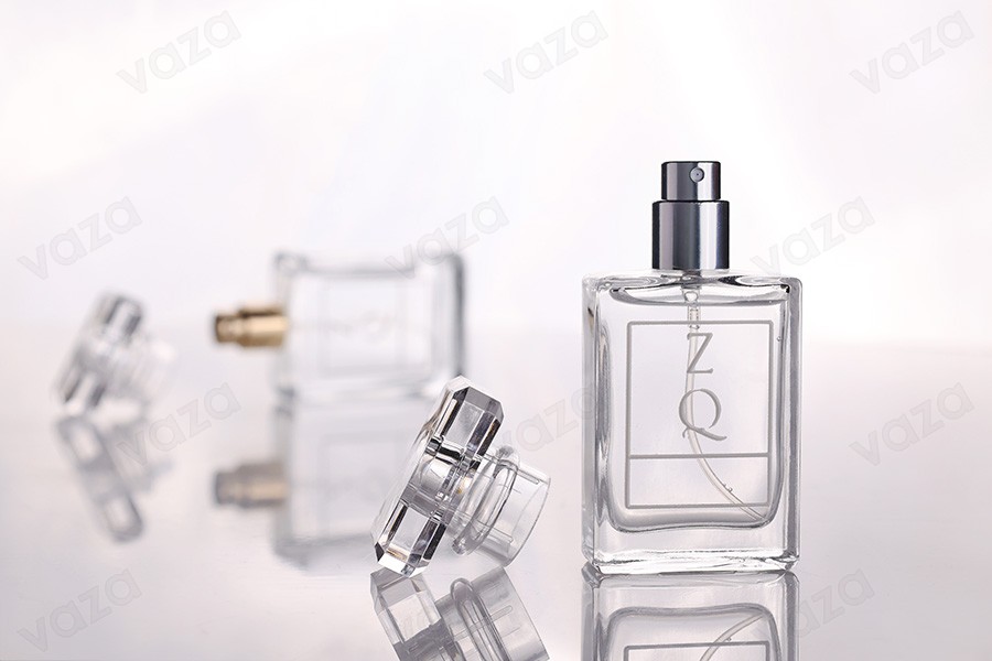 Φιάλη αρωμάτων γυάλινη 30 ml διάφανη με σπρέι και καπάκι Φιάλη αρωμάτων γυάλινη 30 ml διάφανη με σπρέι και καπάκι-εικόνα_σύνθεση