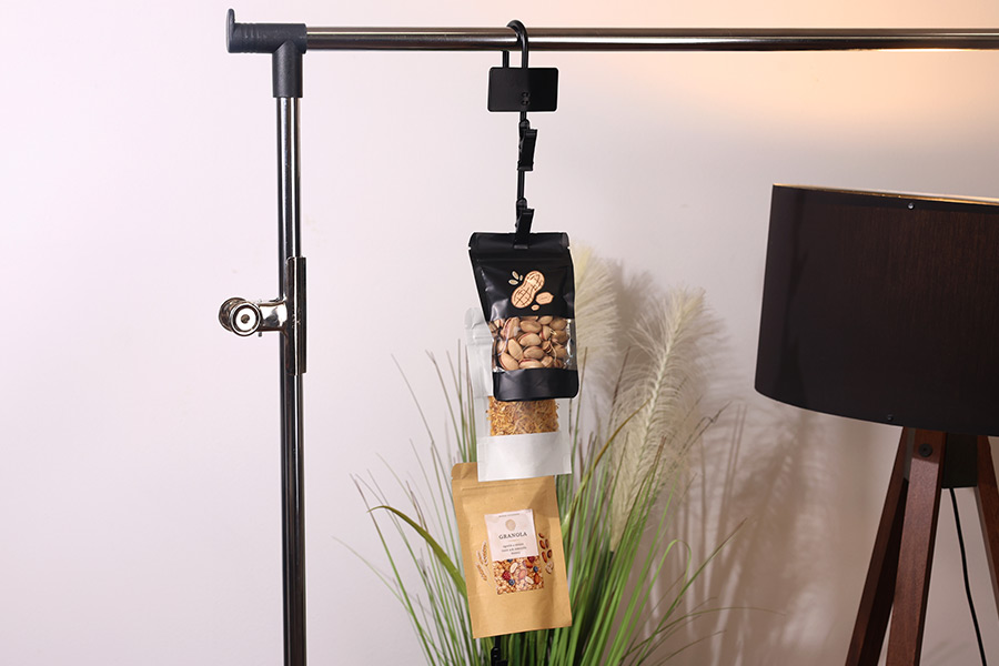 Gancio metallico 65,5x800 mm per esposizione prodotti con 12 clip-gruppo_immagini