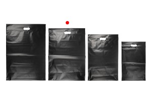 Pochette d'expédition 400x500 mm noire imperméable en PE avec fermeture autocollante et poignée – 100 pièces-photo_groupe