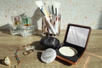 Acrylic case - box 15g for makeup products Acrylic case - box 15g for makeup products
