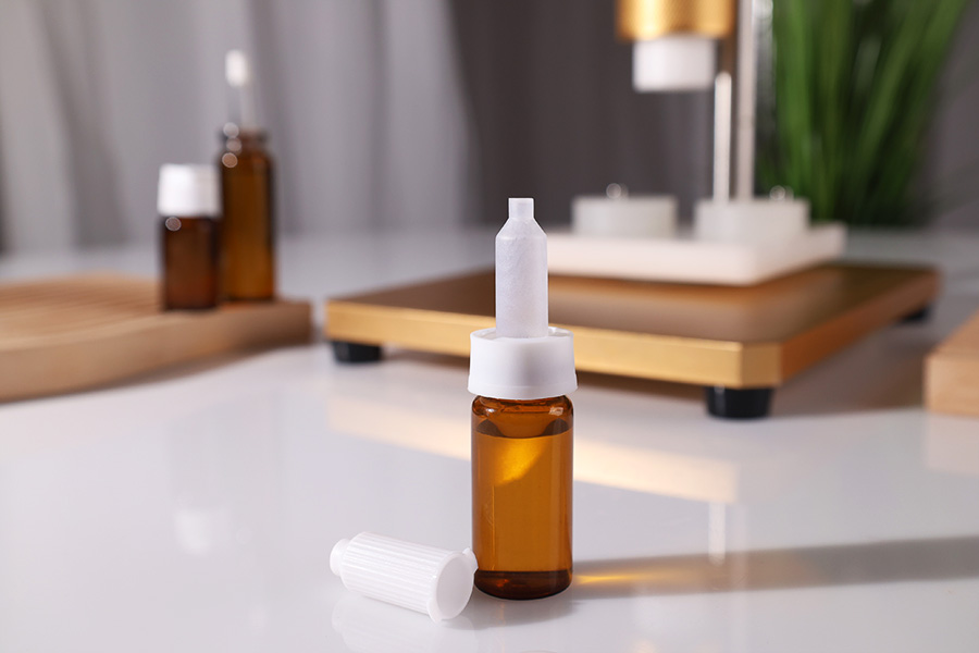 Plastic white snap-on cap for 20 mm neck vial (closing tool required)-image_group