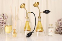 Macchina per campionamento di fragranze con atomizzatore a bulbo corto di colore nero-gruppo_immagini