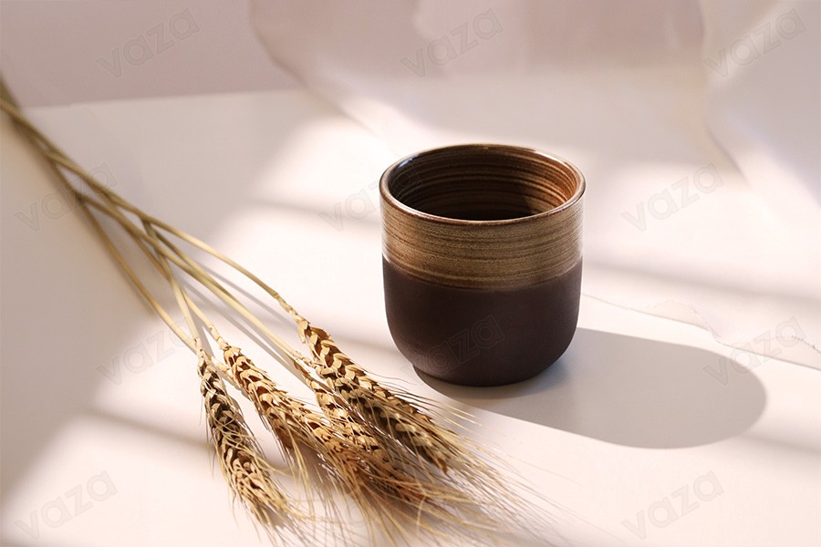 Ceramic decorative vase 79x77 mm in brown color for candle Ceramic decorative vase 79x77 mm in brown color for candle-