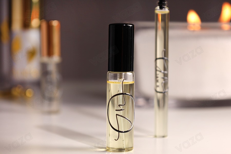 Bottigliette da 10 ml con spray per profumi, in vetro con tappo in alluminio.-gruppo_immagini