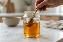 Γυάλινο βάζο κυλινδρικό 588 ml για μέλι Γυάλινο βάζο κυλινδρικό 588 ml για μέλι-εικόνα_σύνθεση