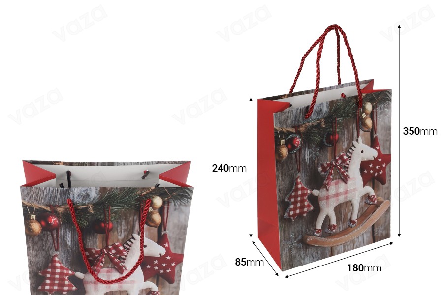 Sac cadeau en papier 180x85x240 mm (210 g) avec un motif de cheval de Noël et une ficelle rouge pour poignée - 12 pièces. Sac cadeau en papier 180x85x240 mm (210 g) avec un motif de cheval de Noël et une ficelle rouge pour poignée - 12 pièces.-photo_dimensions