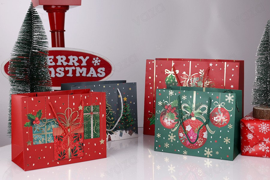 Sac cadeau de Noël en papier 230 x 100 x 180 mm avec ruban pour poignée - 12 pièces Sac cadeau de Noël en papier 230 x 100 x 180 mm avec ruban pour poignée - 12 pièces-photo_groupe
