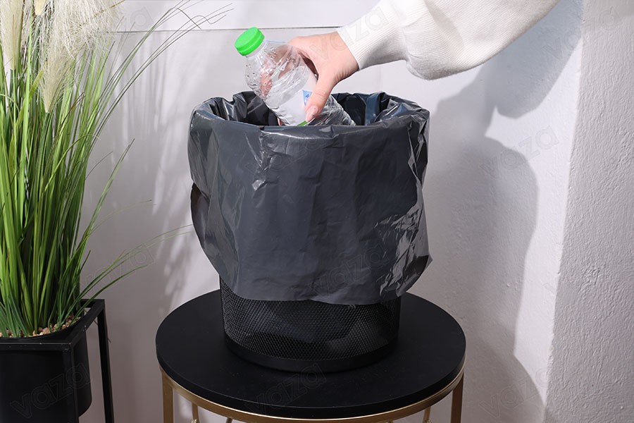 Qese plastike mbeturinash 37x56 cm me rezistencë të lartë në ngjyrë të zezë - 10 copë Qese plastike mbeturinash 37x56 cm me rezistencë të lartë në ngjyrë të zezë - 10 copë-