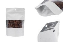 Σακουλάκια αλουμινίου τύπου Doy Pack 100x30x145 mm λευκά με κλείσιμο "zip", τρύπα, παράθυρο και δυνατότητα σφράγισης με θερμοκόλληση - 100 τμχ Σακουλάκια αλουμινίου τύπου Doy Pack 100x30x145 mm λευκά με κλείσιμο "zip", τρύπα, παράθυρο και δυνατότητα σφράγισης με θερμοκόλληση - 100 τμχ -εικόνα_προϊοντική