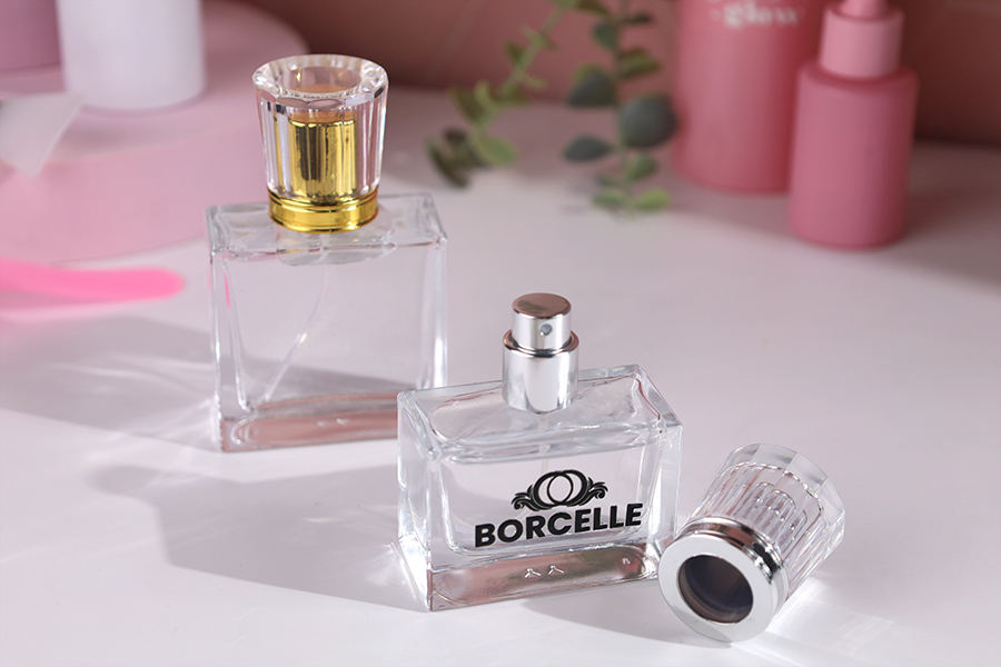 Σετ - σπρέι 15/400 και καπάκι ακρυλικό σε χρώματα χρυσό / ασημί - 6 τμχ Σετ - σπρέι 15/400 και καπάκι ακρυλικό σε χρώματα χρυσό / ασημί - 6 τμχ-