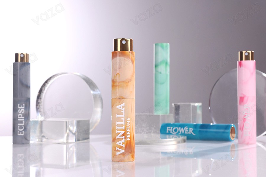 10-ml-Parfümflasche mit Glasinnenraum und Drehverschluss-bildgruppe
