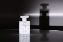 Shishe parfumi prej qelqi 50 ml në ngjyrë të bardhë me sprej dhe kapak Shishe parfumi prej qelqi 50 ml në ngjyrë të bardhë me sprej dhe kapak-imazh_grup