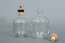 Φιάλη 500 ml γυάλινη σε κυλινδρικό σχήμα για ποτά