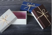 Κουτάκι για δώρο χάρτινο 150x90x55 με κορδόνι suede - 6 τμχ Κουτάκι για δώρο χάρτινο 150x90x55 με κορδόνι suede - 6 τμχ