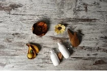 Μπουκαλάκι PET 30 ml με λευκή αντλία και διάφανο καπάκι Μπουκαλάκι PET 30 ml με λευκή αντλία και διάφανο καπάκι