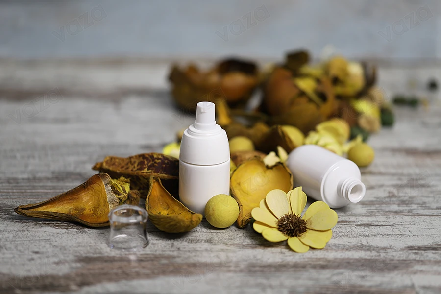 Flasche 30ml aus Kunststoff mit Pumpe und transparentem Deckel-bildgruppe
