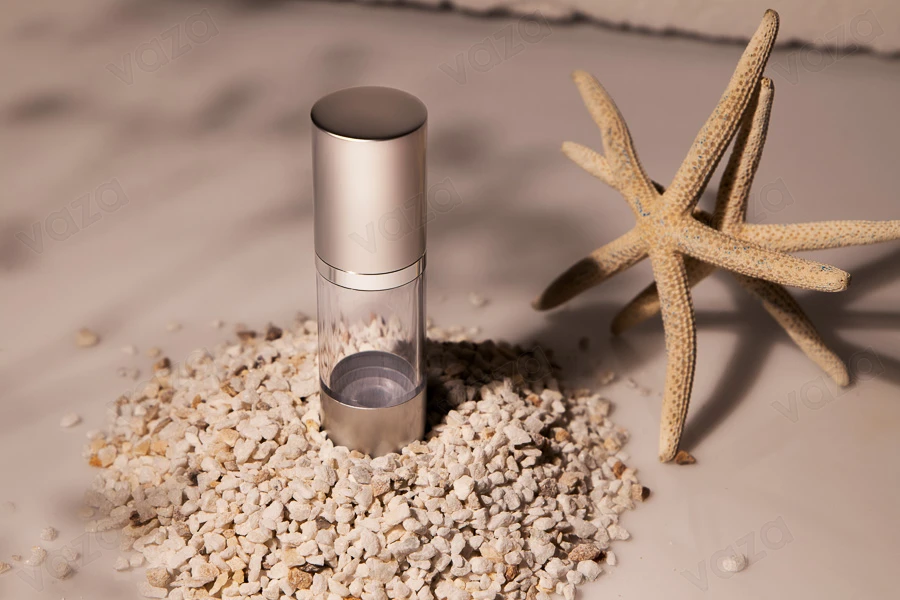 Μπουκάλι airless για κρέμα 30 ml με ακρυλικό διάφανο σώμα  και καπάκι αλουμινίου-εικόνα_σύνθεση