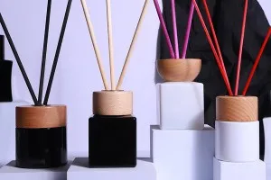 Cylindrical glass bottle 50 ml PP 28 in black or white color for reed diffuser-8
