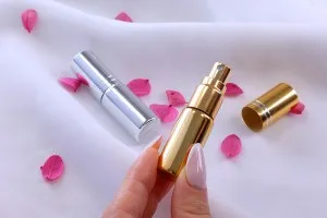 Testeur de parfum de 5 ml en verre avec bouchon vaporisateur et revêtement en aluminium en or ou argent brillant UV-3