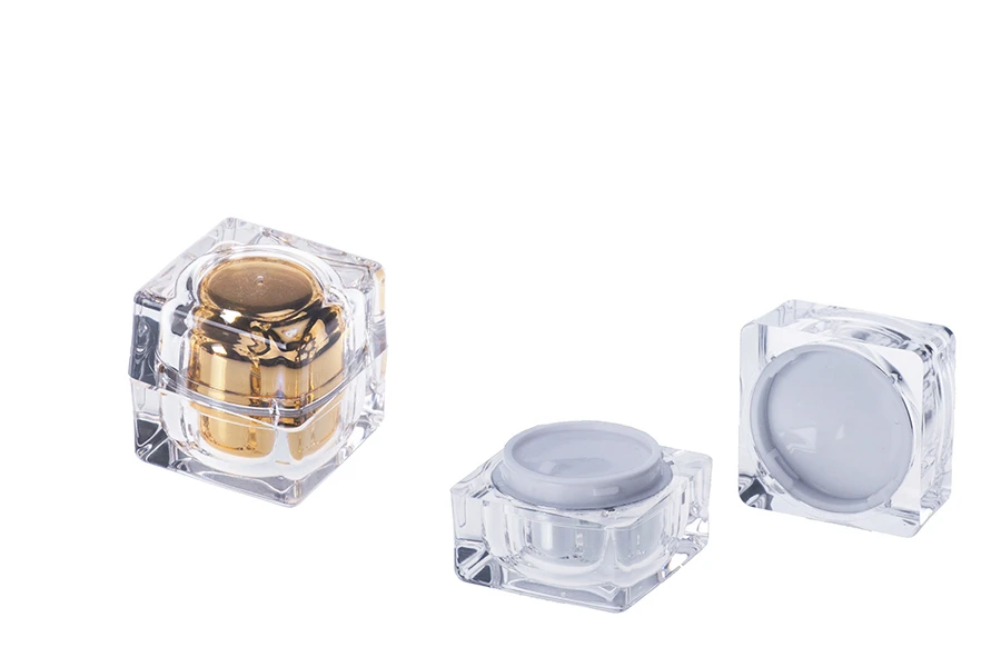 Pot de luxe pour crème de 10ml, acrylique avec joint intérieur sur le couvercle et plastique sur le pot Pot de luxe pour crème de 10ml, acrylique avec joint intérieur sur le couvercle et plastique sur le pot