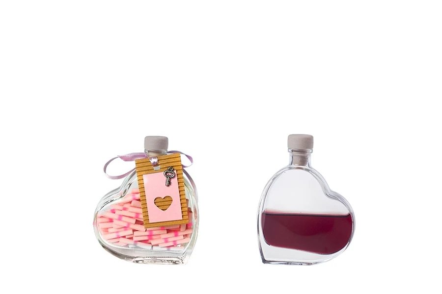 Bouteilles pour faveurs de mariage de 50 ml en forme de coeur Bouteilles pour faveurs de mariage de 50 ml en forme de coeur