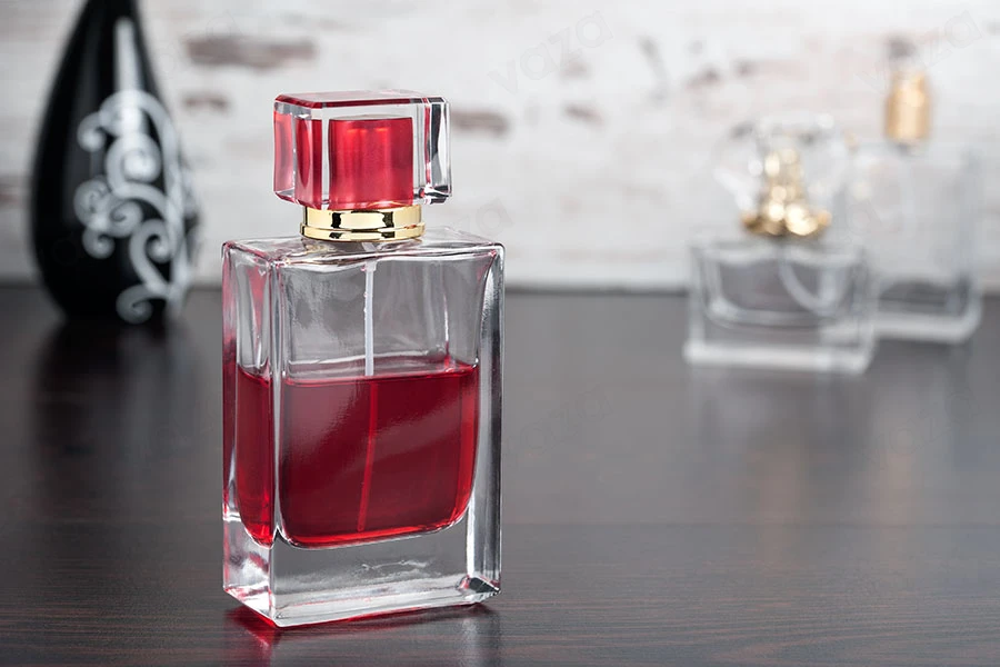 Rechteckige 70-ml-Parfümflasche aus Glas 15/400-bildgruppe