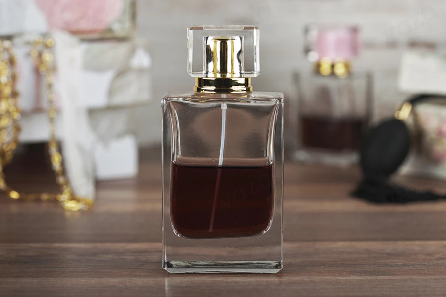 Rechteckige 70-ml-Parfümflasche aus Glas 15/400-bildgruppe