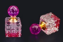 Boccetta di cristallo da 8 ml con tappo di cristallo e ago in 4 colori