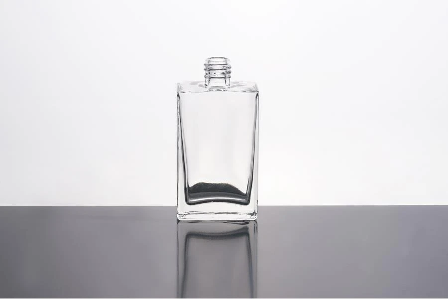 Flacon de parfum en verre rectangulaire de 60 ml Flacon de parfum en verre rectangulaire de 60 ml