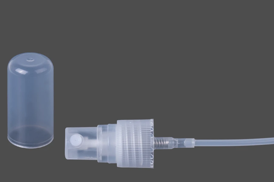 Plastic spray 18/410 with matching cap in differen colors Plastic spray 18/410 with matching cap in differen colors