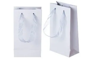 Sac cadeau en papier laminé avec poignée de 2 cm en organza de différentes couleurs-7