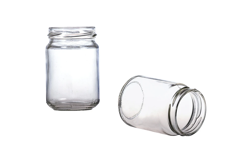 Μικρό κλασικό βαζo για μπαχαρικά 156 ml με καπάκι με οπές και κόσκινο *
