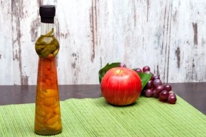 Bottiglia di vetro con verdure per decorare la cucina  50 x 230-180 ml-2