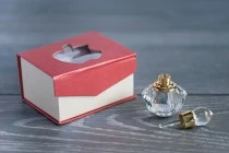 Μπουκαλάκι κρυστάλλινο 3 ml με κρυστάλλινο καπάκι και βελόνα Μπουκαλάκι κρυστάλλινο 3 ml με κρυστάλλινο καπάκι και βελόνα