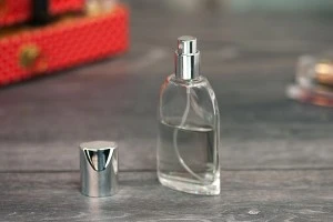 Μπουκαλάκι γυάλινο 30 ml με αλουμινένιο ασημί σπρέι και καπάκι-7