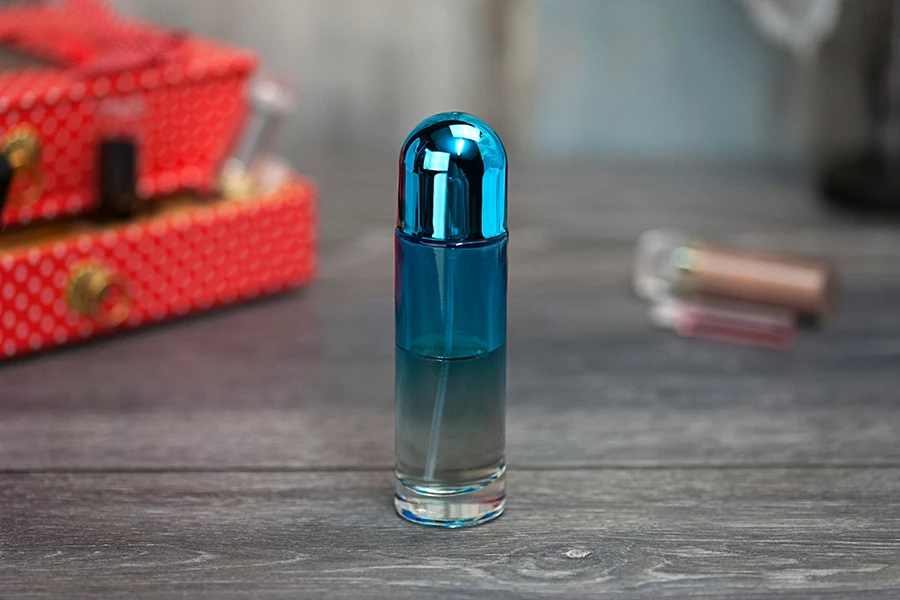 Bottigliette colorate per profumi da 30 ml Bottigliette colorate per profumi da 30 ml